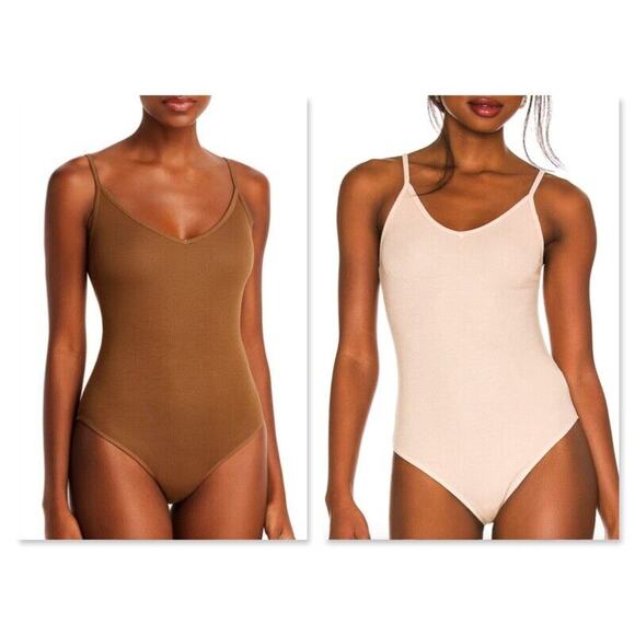 AGOLDE Women's Rib Tank Bodysuit V Neck Sleeveless Toffee / Nude S M L NWT USA - Picture 1 of 5